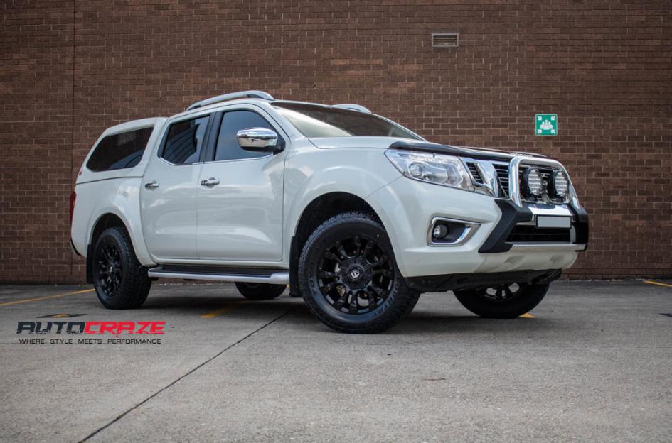 NISSAN-NAVARA-VAPOR-MATTE-BLACK